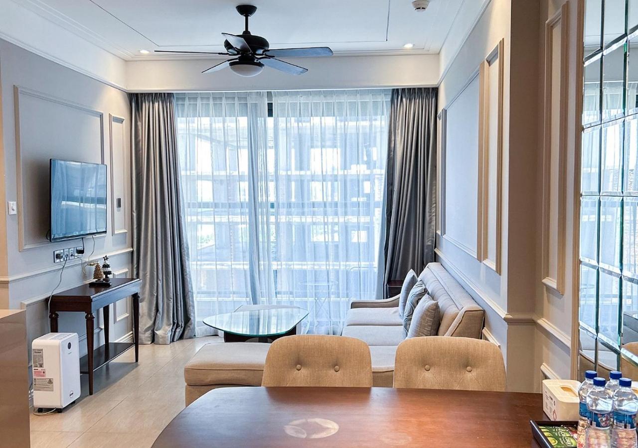 Sunrise Luxury Apartment With Ocean View Дананг Екстериор снимка