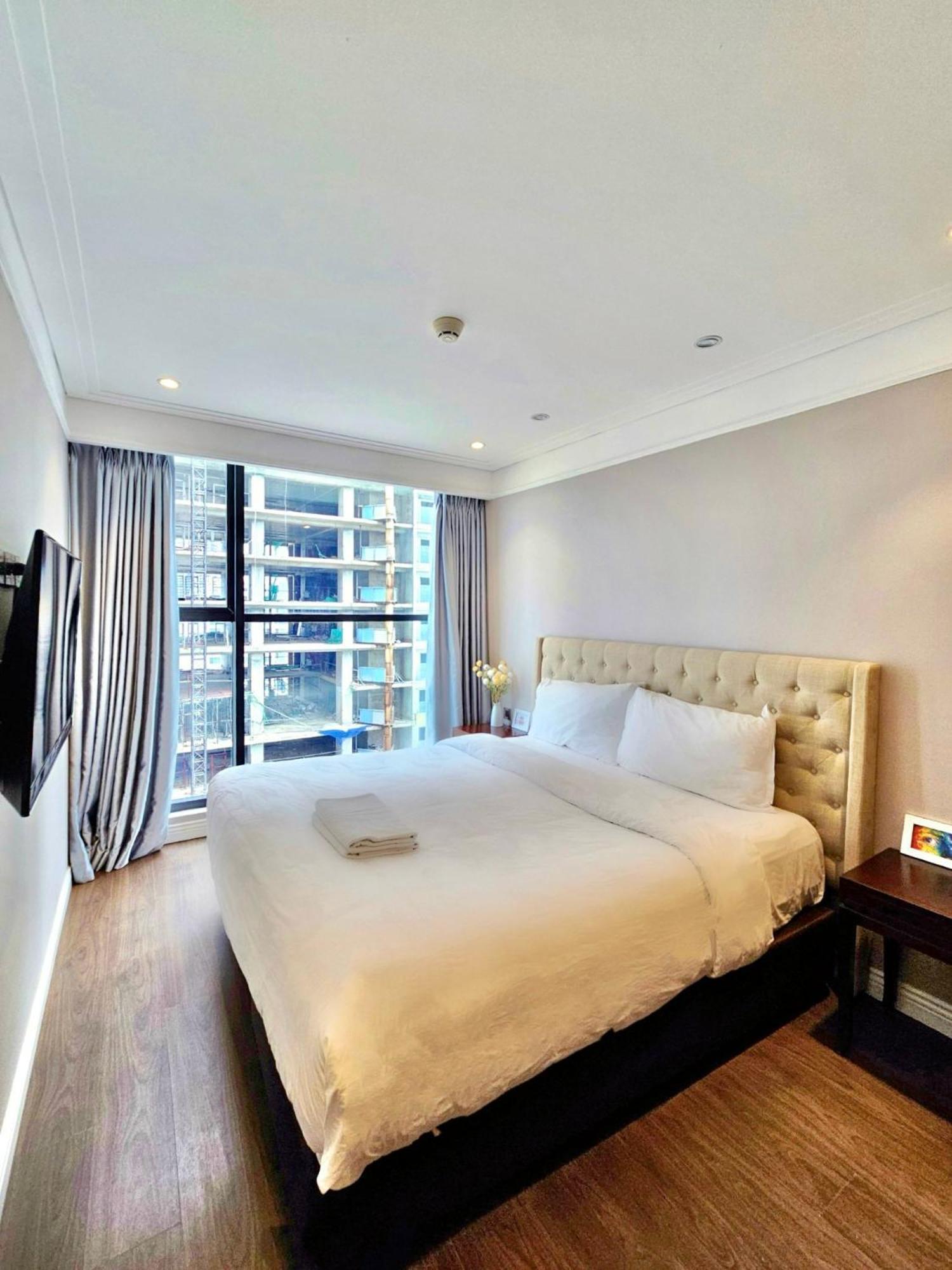 Sunrise Luxury Apartment With Ocean View Дананг Екстериор снимка